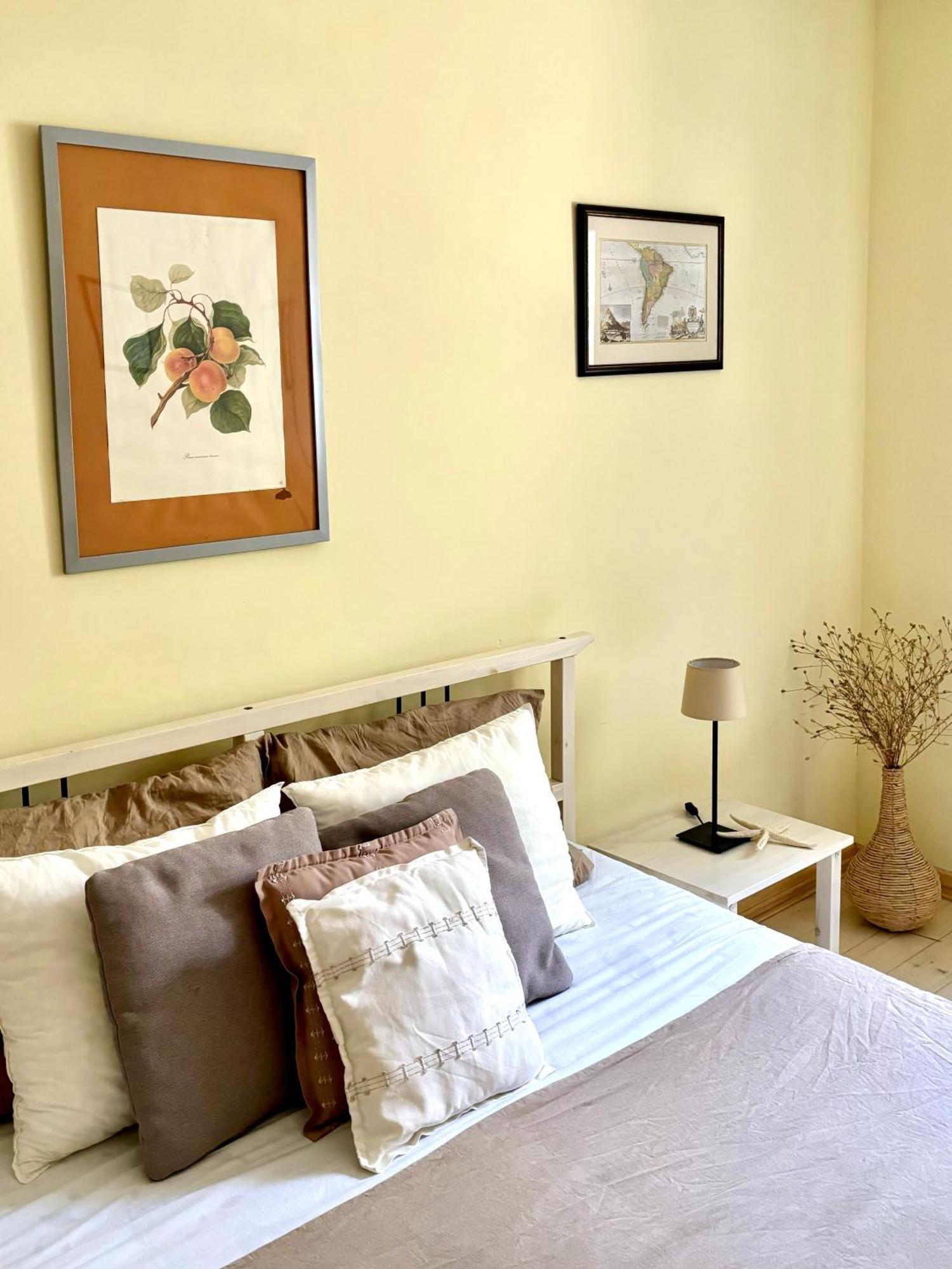 Apartment Tri Kiparisa Tivat Kültér fotó